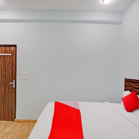 Hotel O Surya Gold Guest House Najafgarh Eksteriør billede