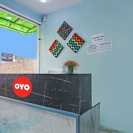 Hotel O Surya Gold Guest House Najafgarh Eksteriør billede